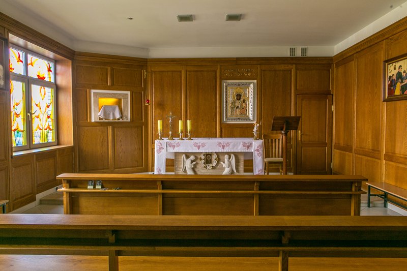 , Kaplica pod wezwaniem św. Josemarii Escrivá w Gimnazjum Katolickim w Mławie.